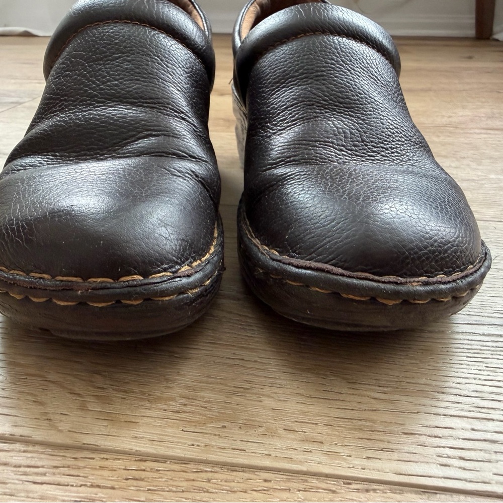 Bolo Brown Leather Slip-On clogs 9.5 - Picture 6 of 9